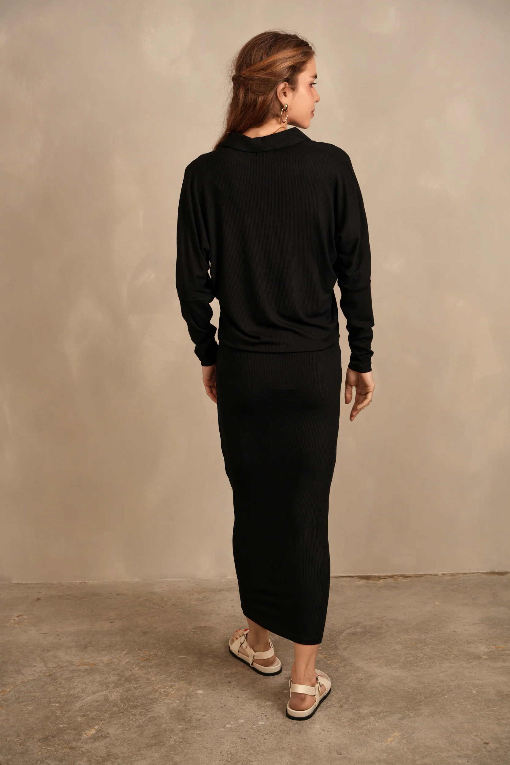 Soft Rib Straight Midi Skirt - Image 20
