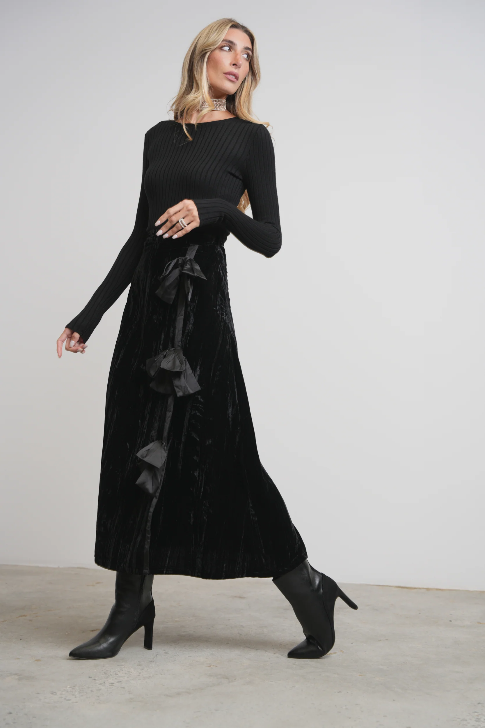Basic Soft Knit Crew Neck - Image 3