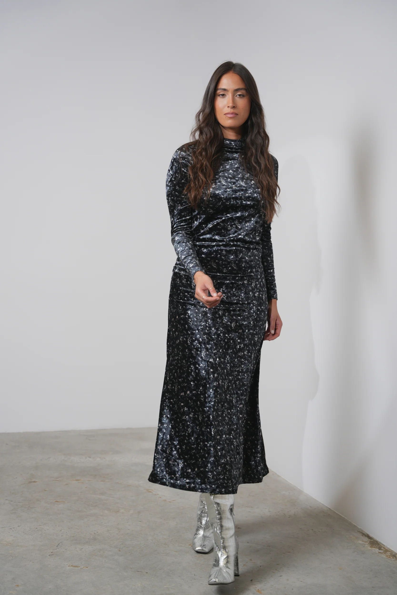 Velour Mock Neck Top - Image 18