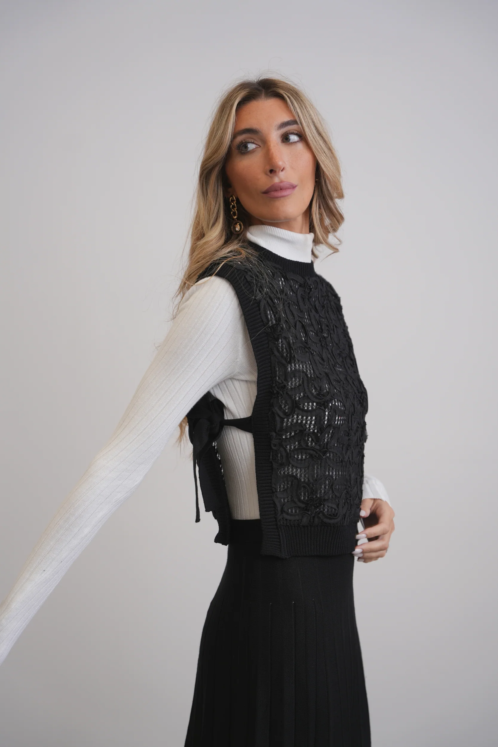Crochet Tie Vest - Image 4