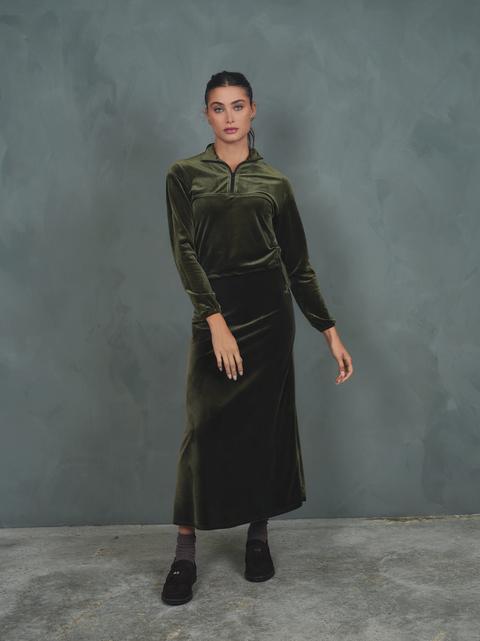 Velour Half Zip Sweatshirt - Image 3