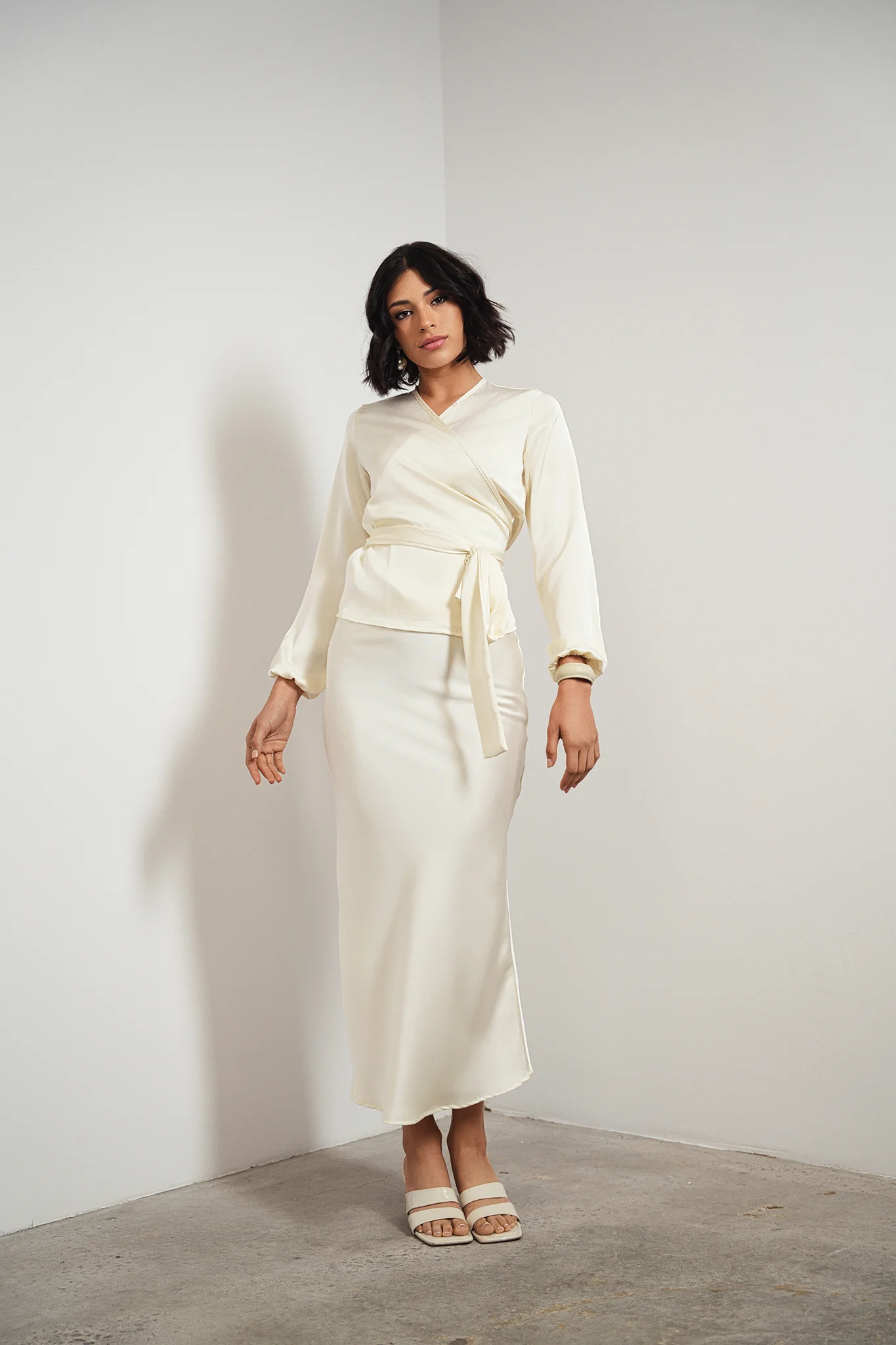 Elastic Waist Slip Skirt - Image 12