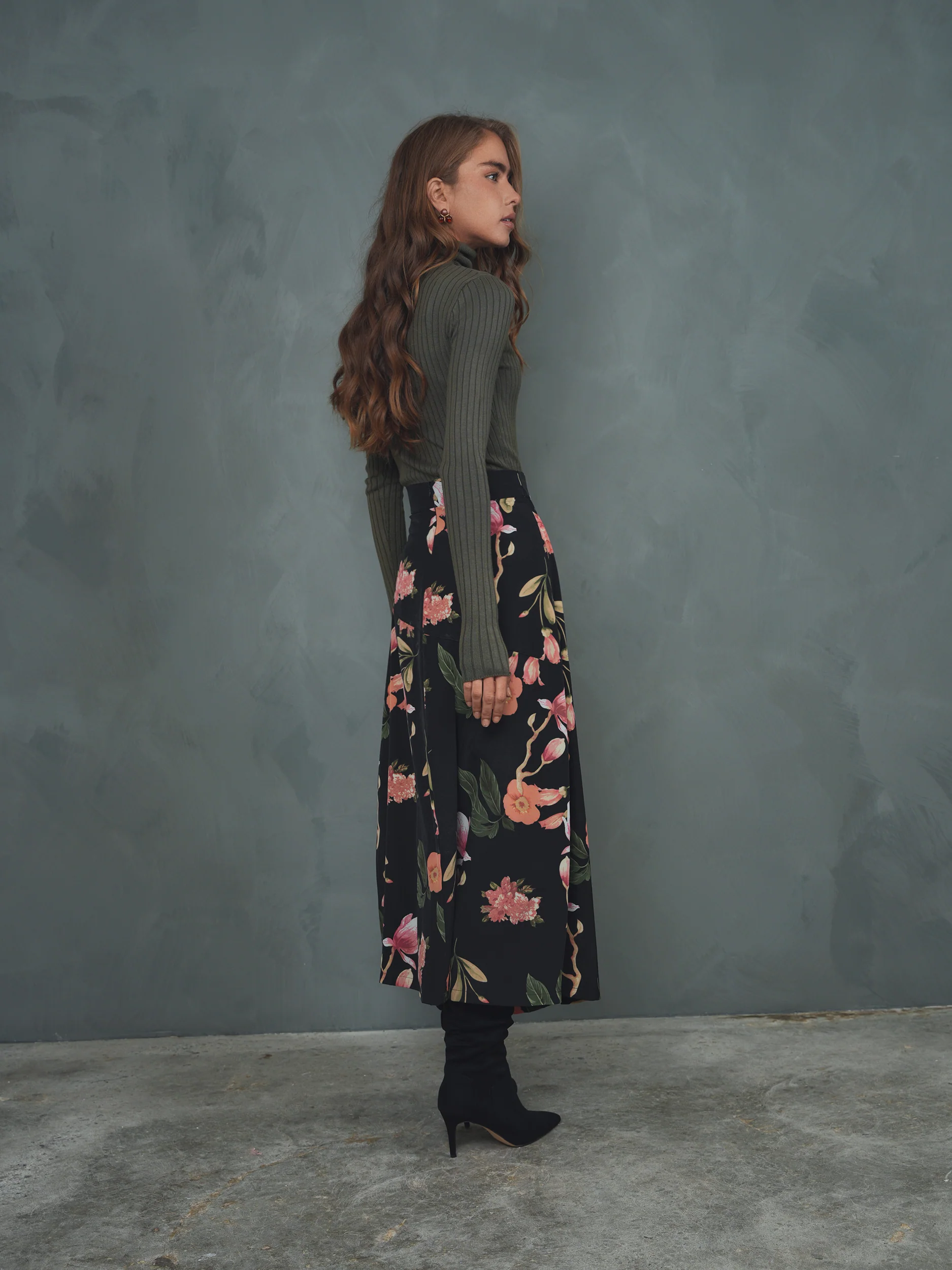 Basic Knit Turtleneck - Image 12