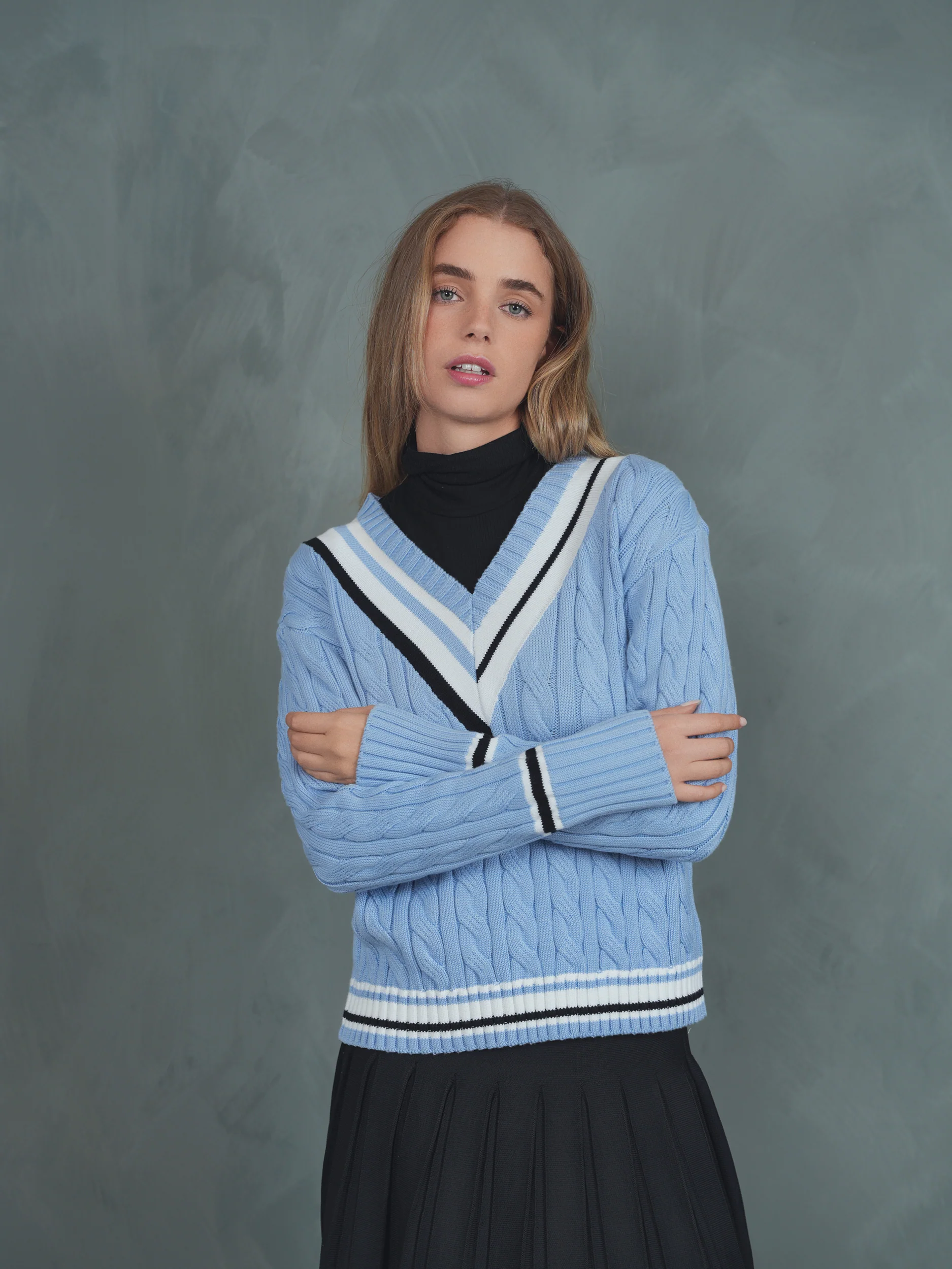 Cable Knit V-Neck Sweater - Image 14