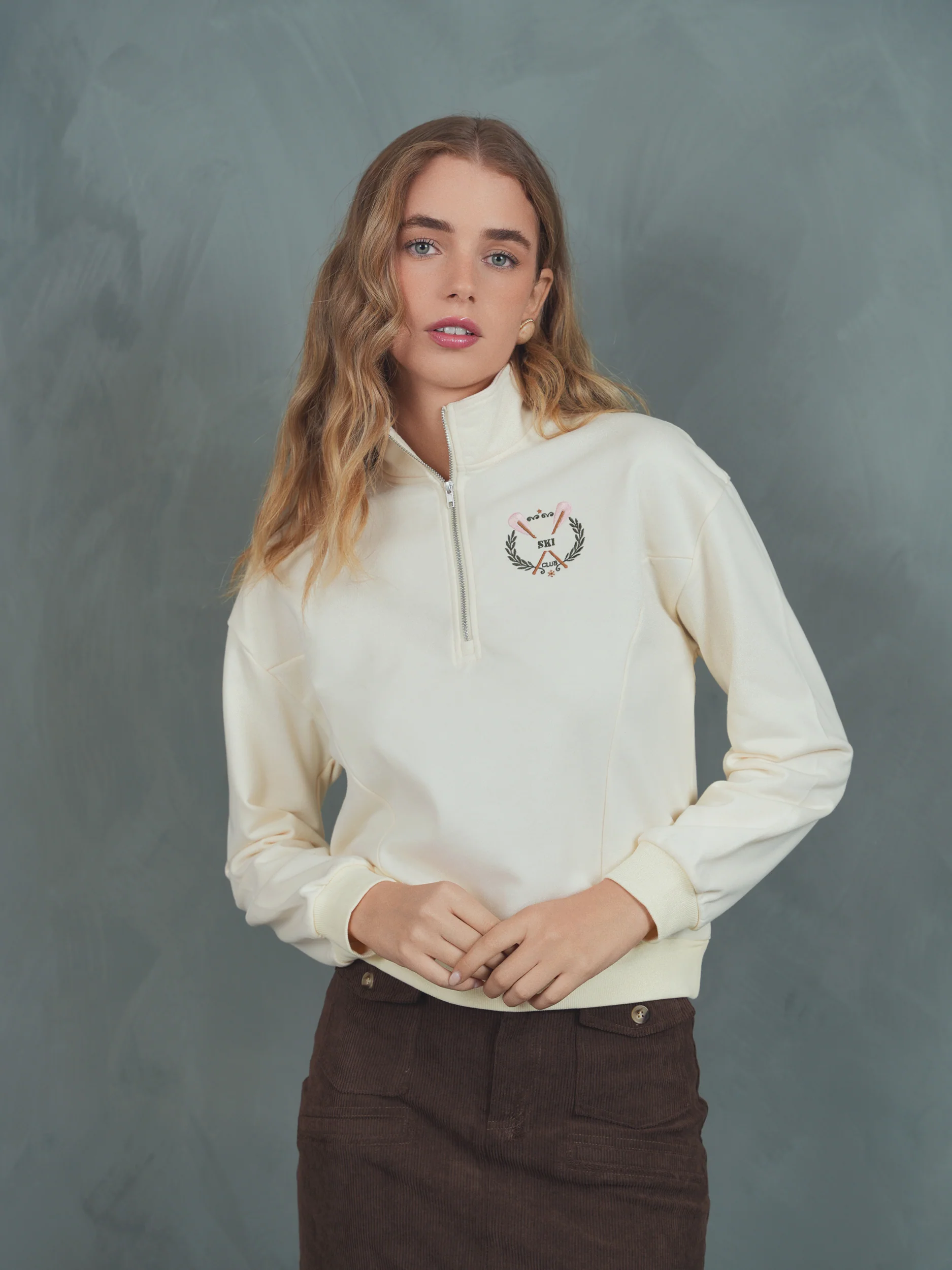 Ski Half Zipper Sweatshirt - Image 2