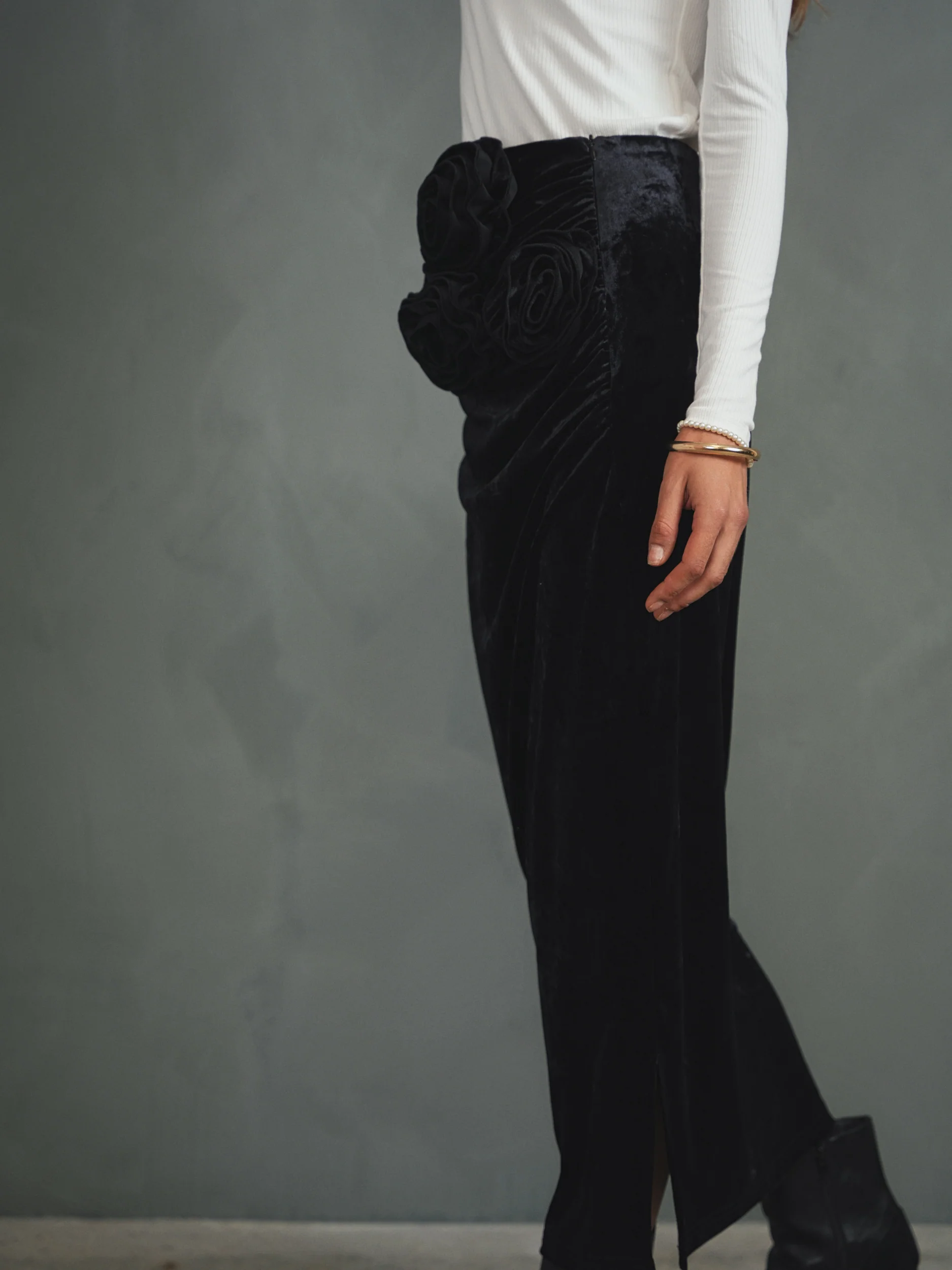 Rossette Velour Skirt - Image 17