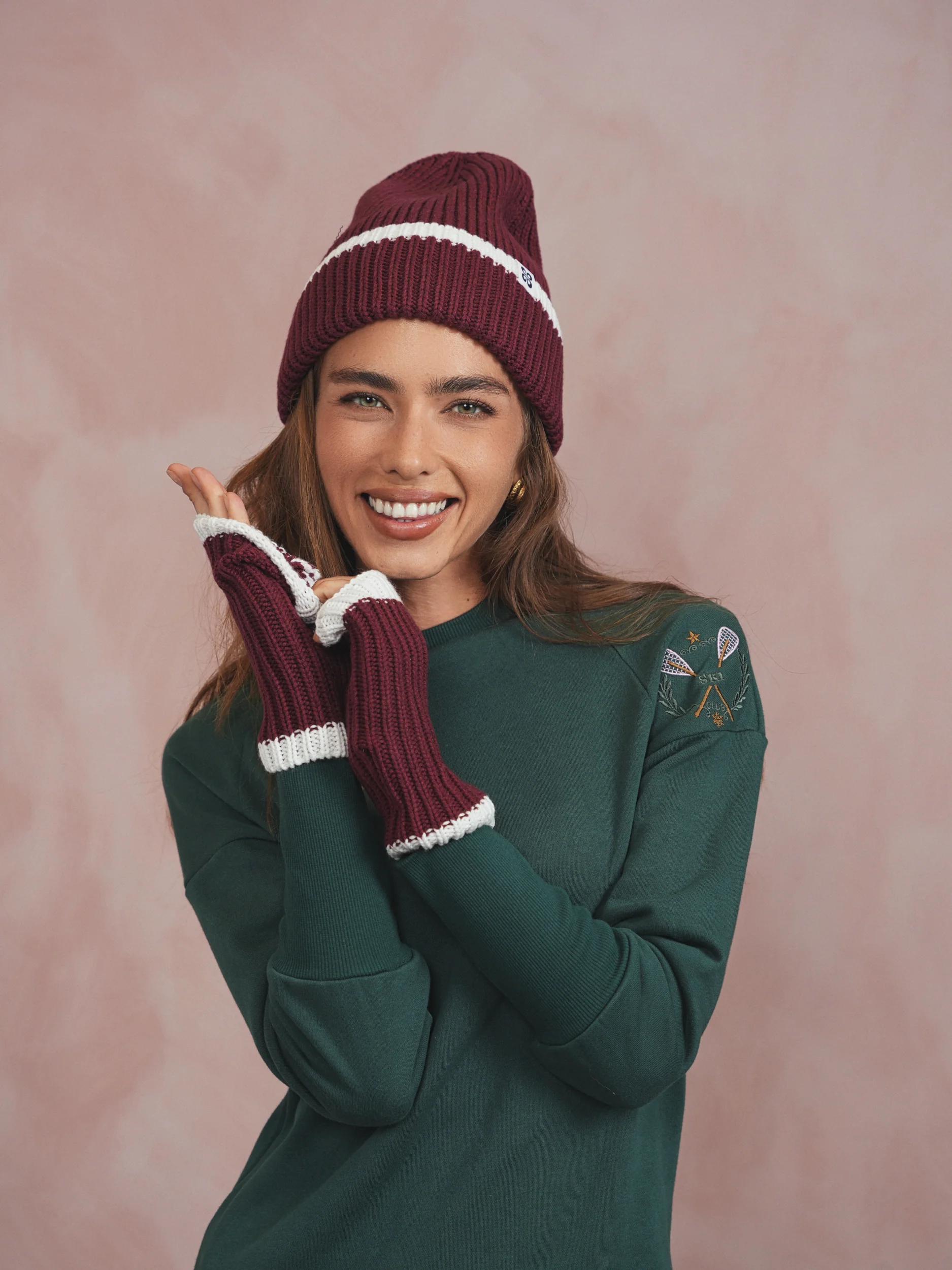 Sports Gloves - Image 18
