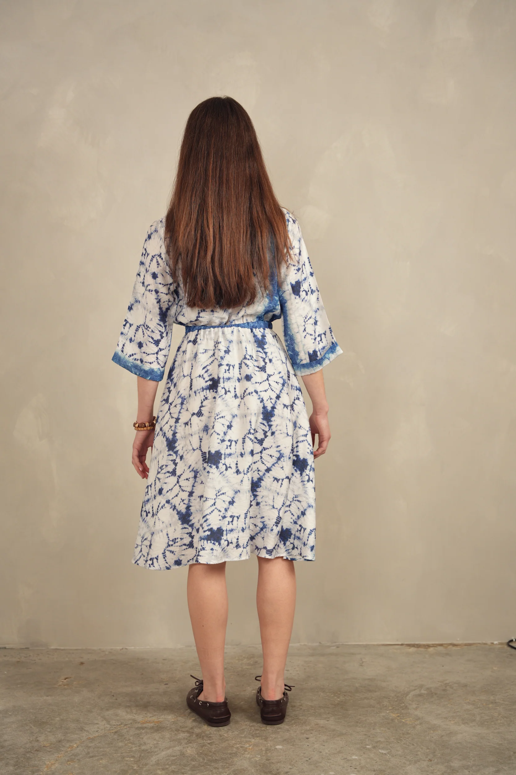 Tie Dress With Collar - Image 12