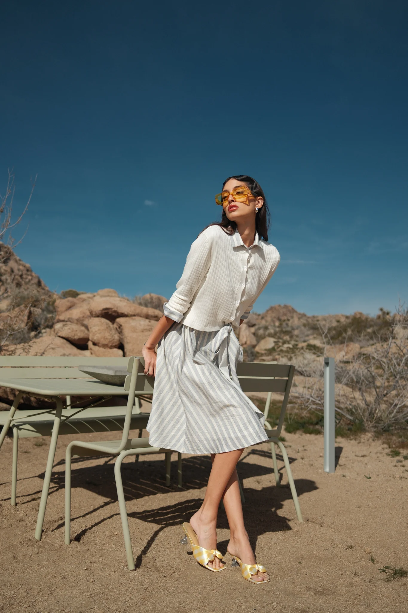 Tie Dress With Collar - Image 2