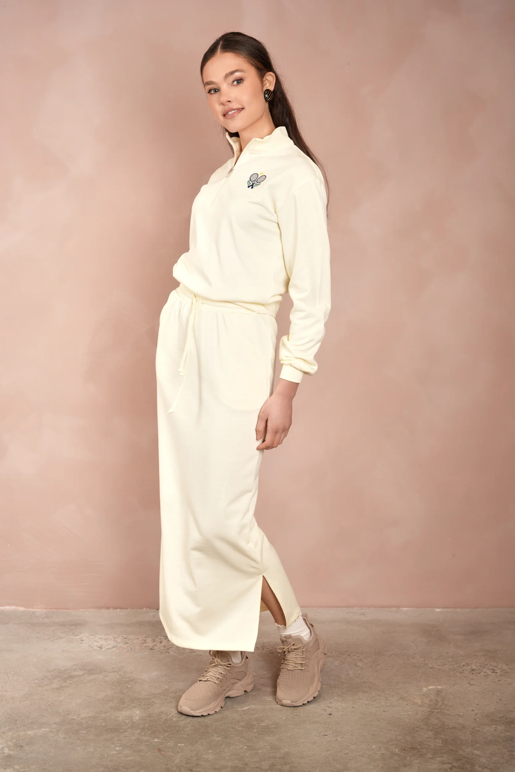 High Neck Zipper Sweatshirt - Image 13