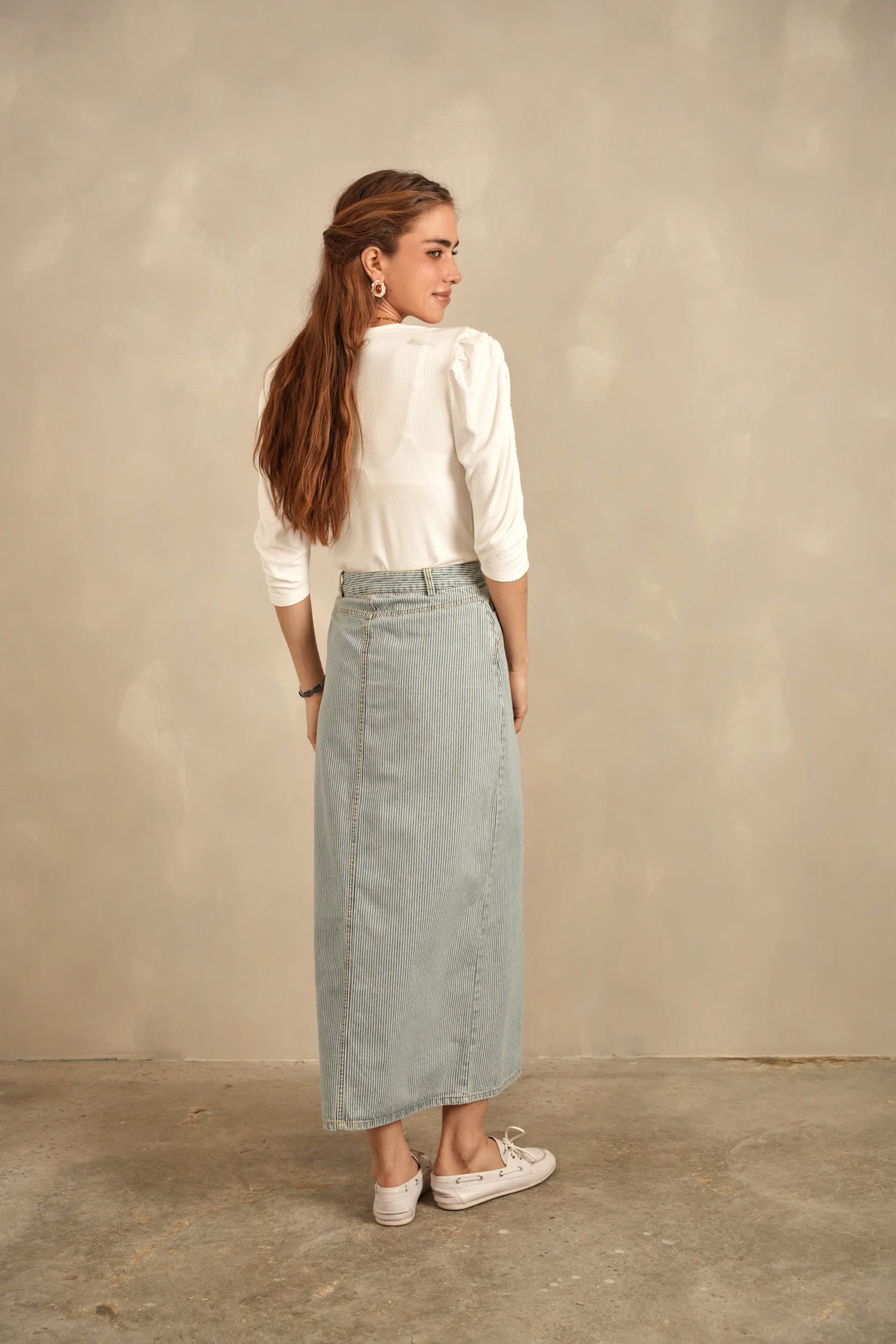 Textured Slit Skirt - Image 4