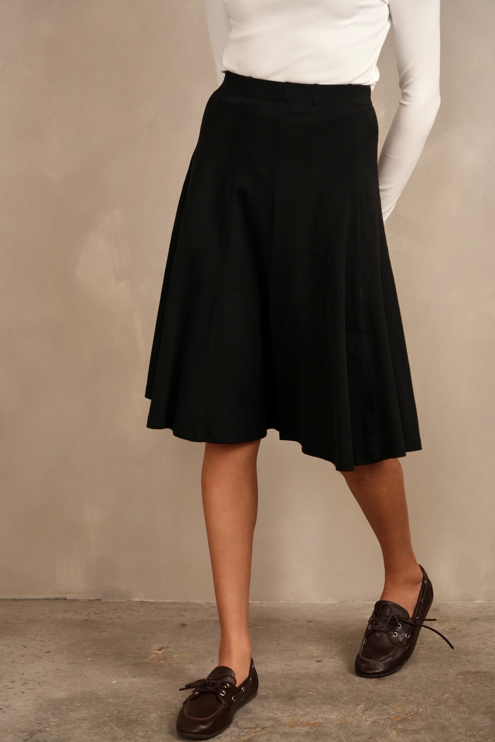 Basic Panel Skirt - Image 3